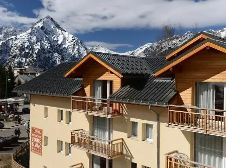 Aparthotel Odalys L'ours Blanc 3*